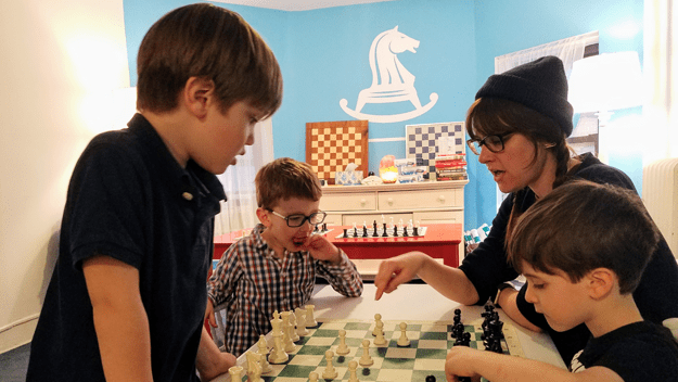 Load video: Parents Praise Story Time Chess